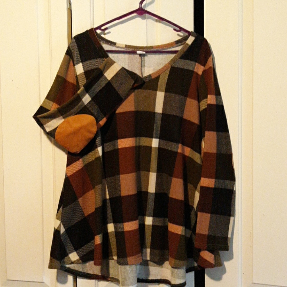 Plaid top